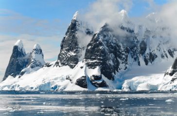 cold-glacier-iceberg-melting