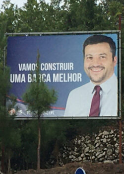 politician-lobo-pedro-little-tree-love-billboard